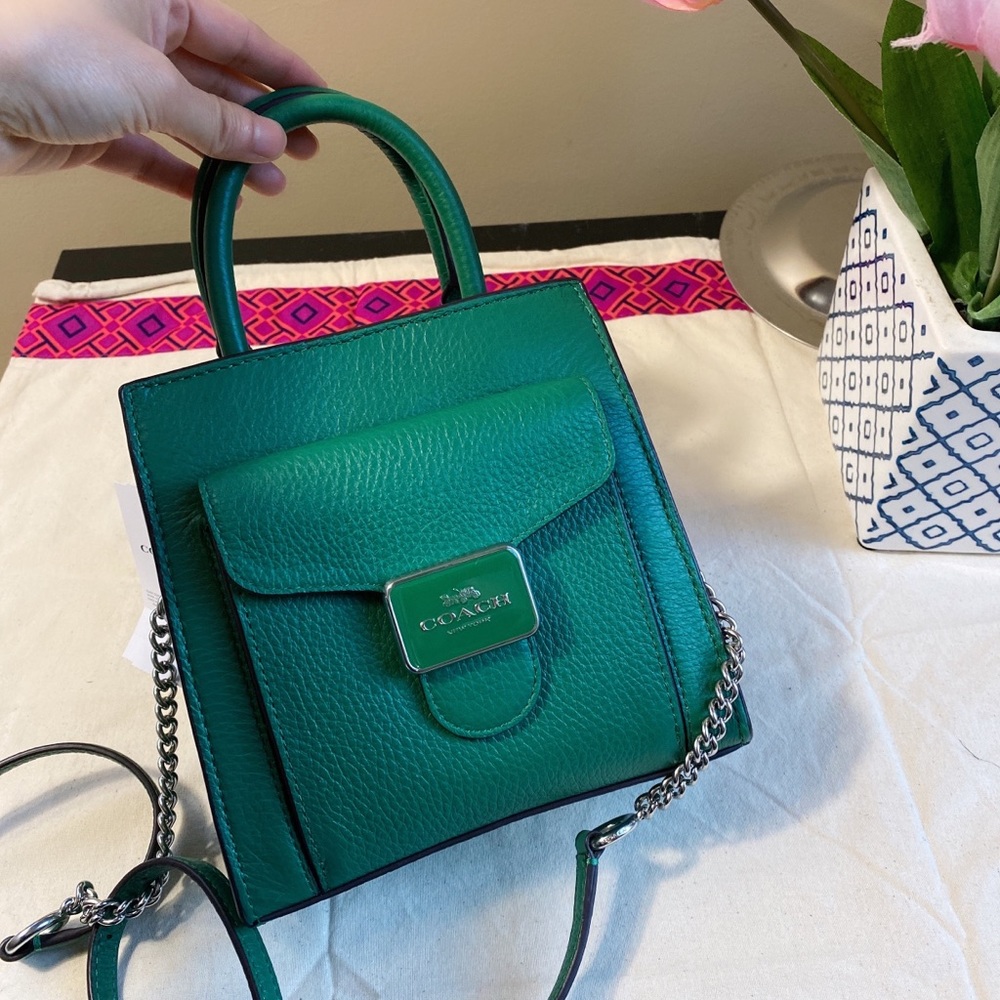 Coach Mini Pepper Crossbody- Tag is no longer attached